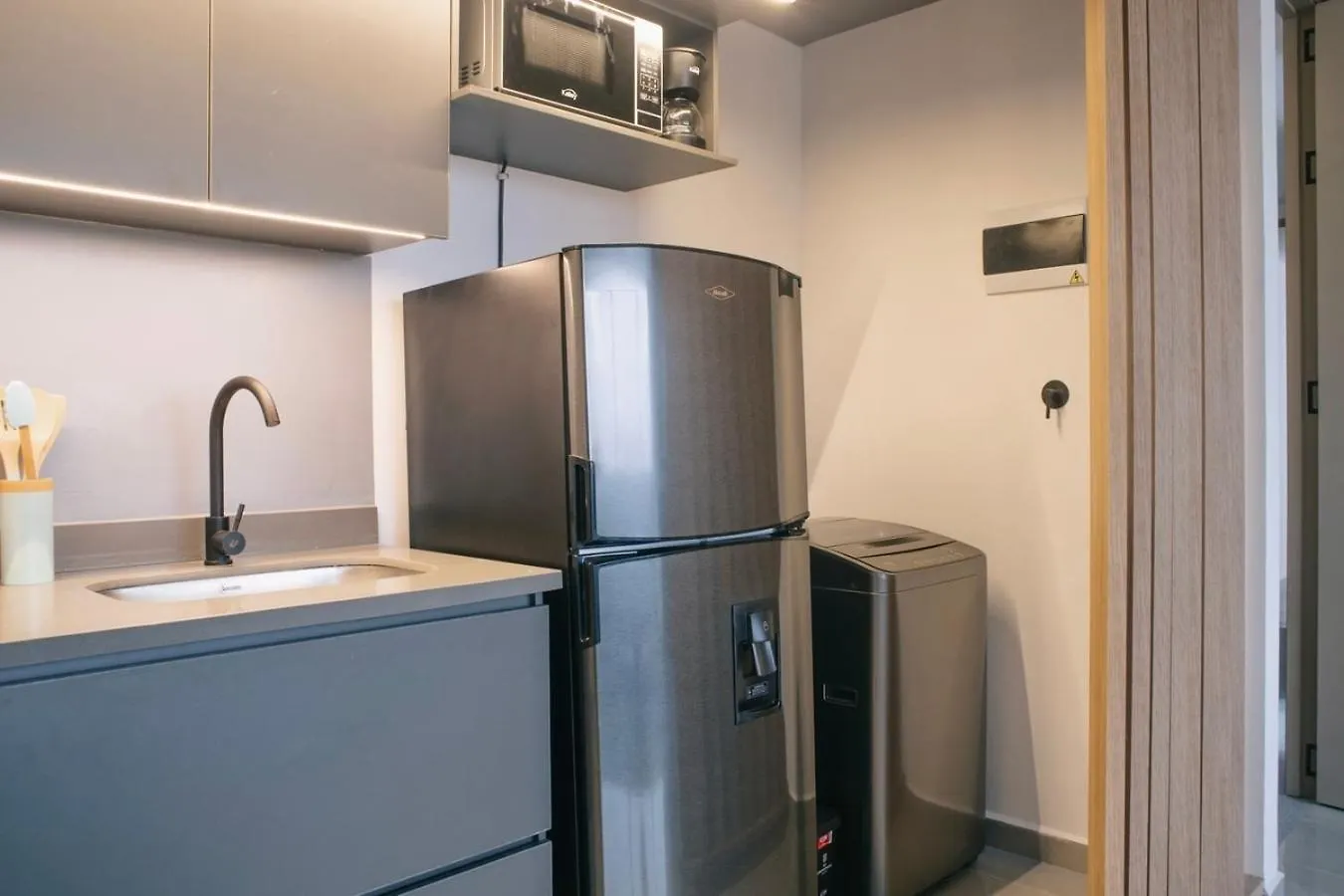 Stadio Comfort Rosa Negra Cozy Aparta-Suite Medellín Apartmán