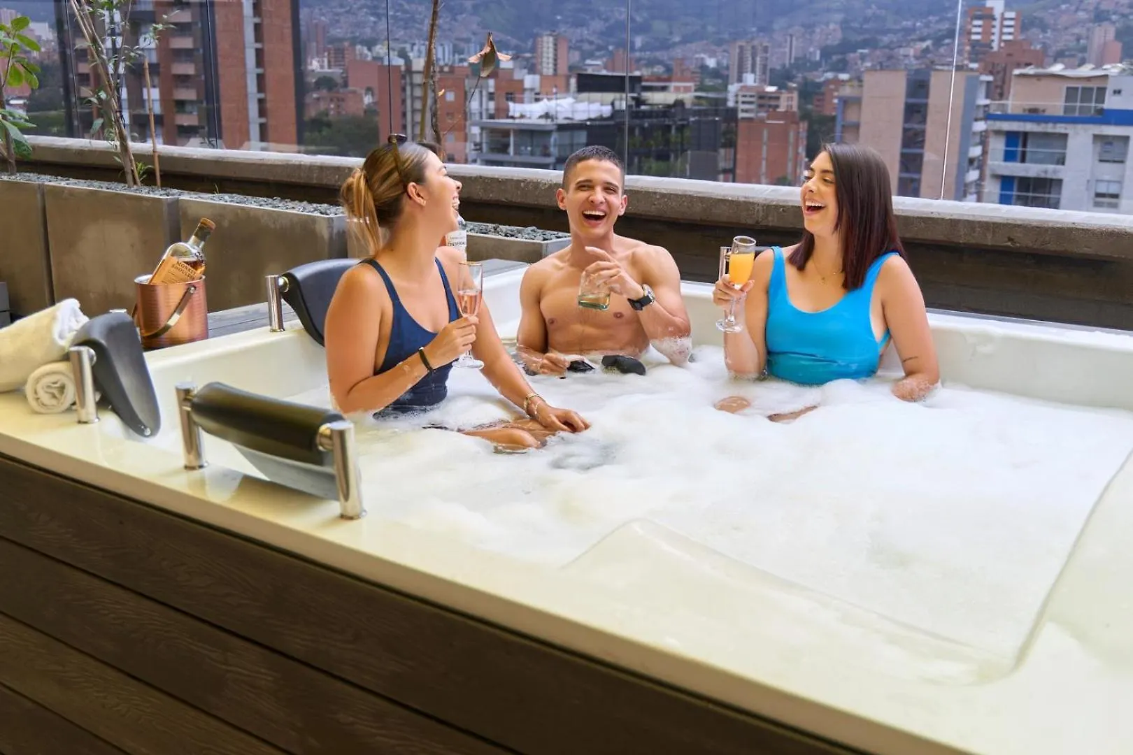 Stadio Comfort Rosa Negra Cozy Aparta-Suite Medellín Apartmán